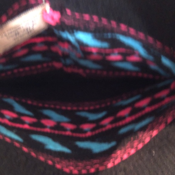 MAUREEN OF THE MEWS HANDMADE IN NEW HAMPSHIRE ,SKI HAT with bells one size, wool - Picture 8 of 8